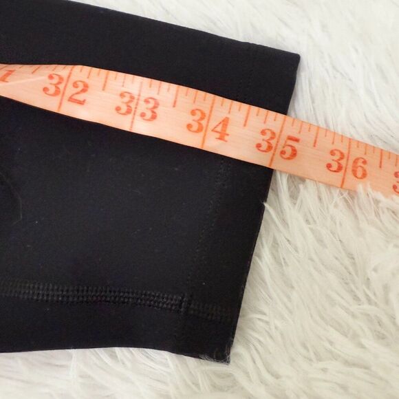 Women Peloton Precise & Charged High Rise Leggings in Black Size Extra Large - Picture 3 of 7